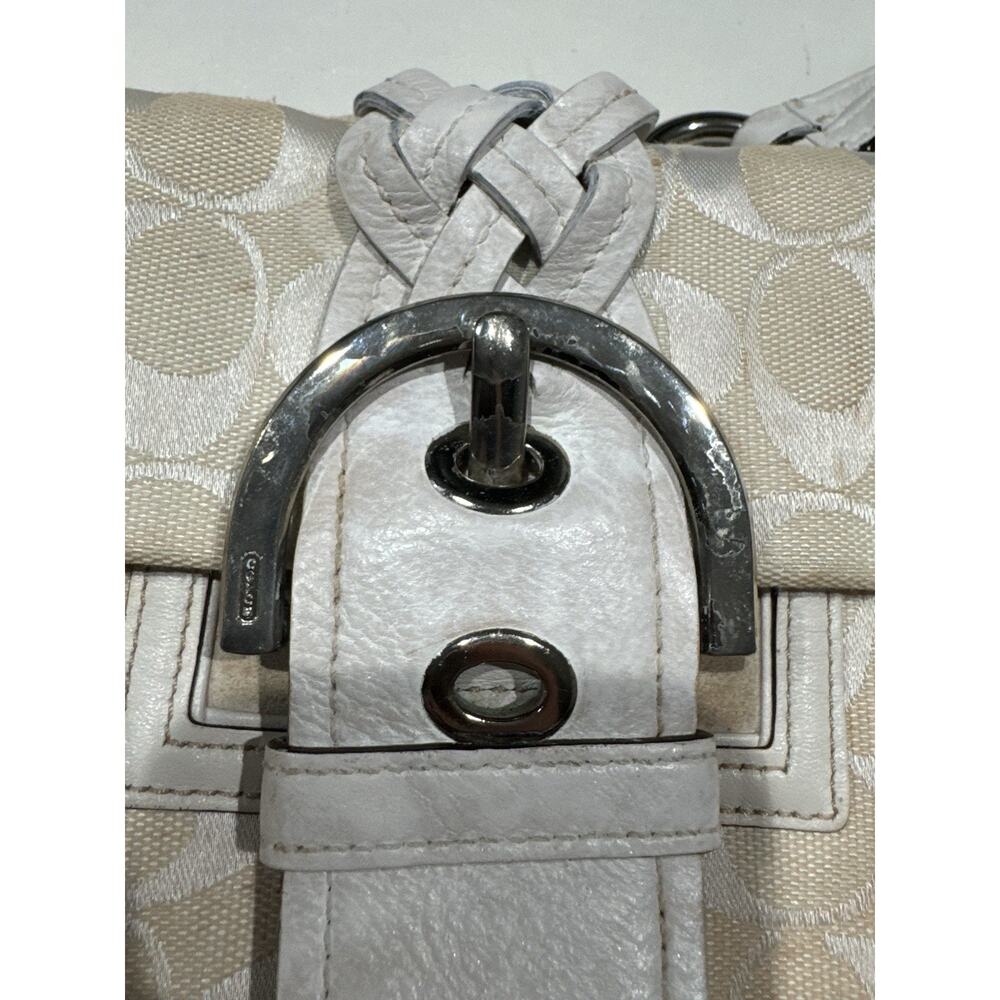 Coach Shoulder Bag White Soho Pre Owned Condition - Picture 8 of 10